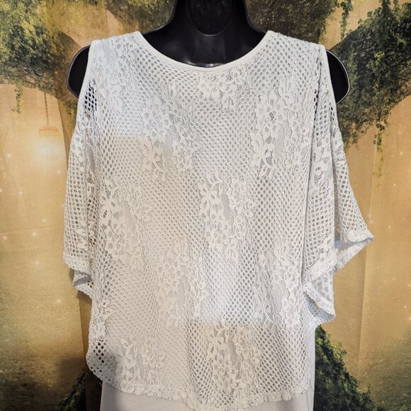 192. Ruby Rd White Spring Top With Lace Overlay - Large - Picture 2 of 3